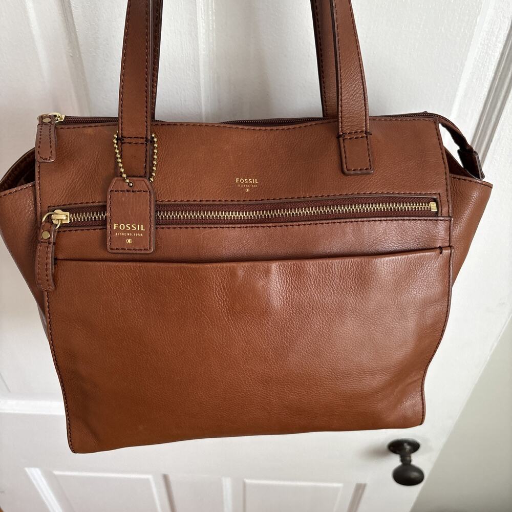 Fossil Leather Tessa Shopper Tote Legacy Piece MInamalist Old Money Quiet Luxury